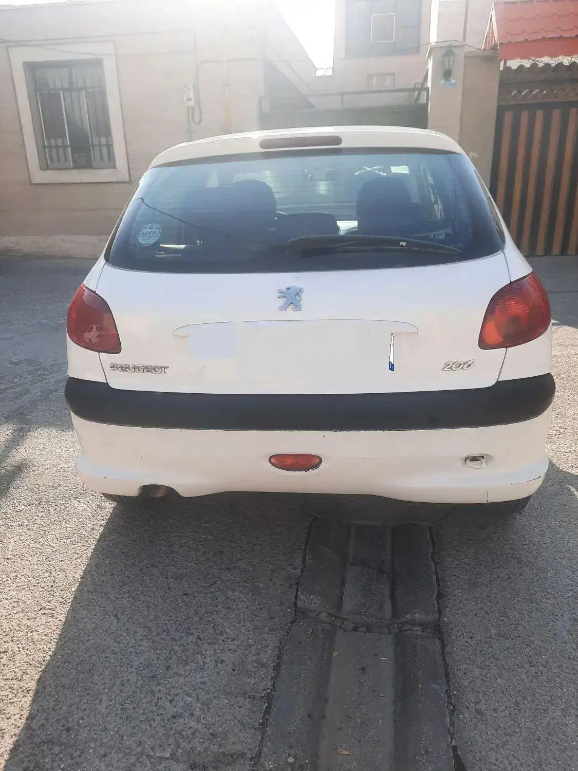 پژو ۲۰۶ تیپ ۵ مدل ۹۸|خودرو سواری و وانت|دامغان, |دیوار