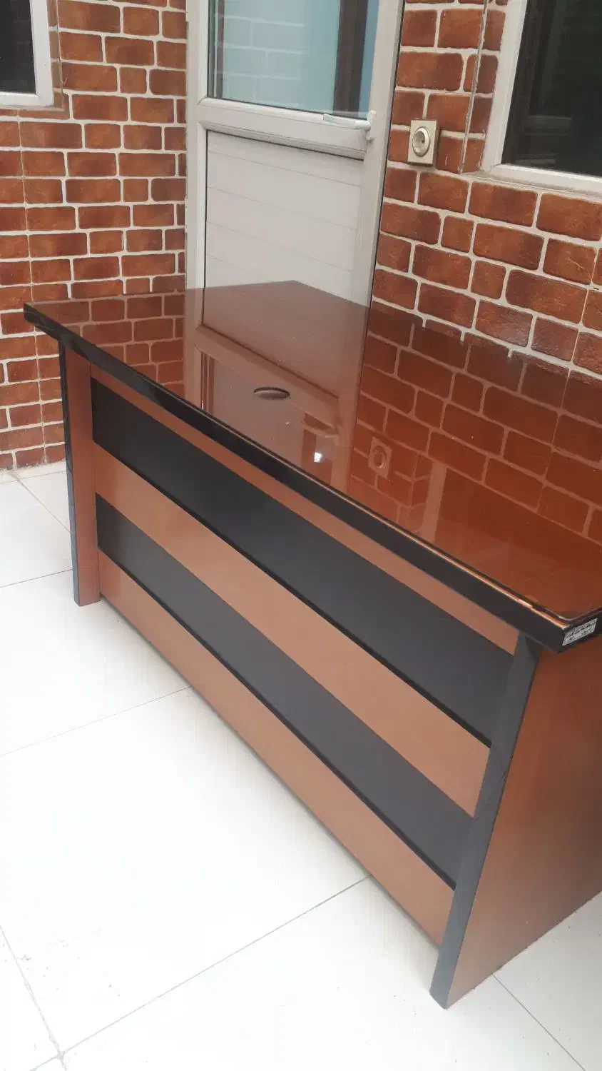 میز تحریر|میز تحریر و کامپیوتر|کرج, ساسانی (قلمستان)|دیوار