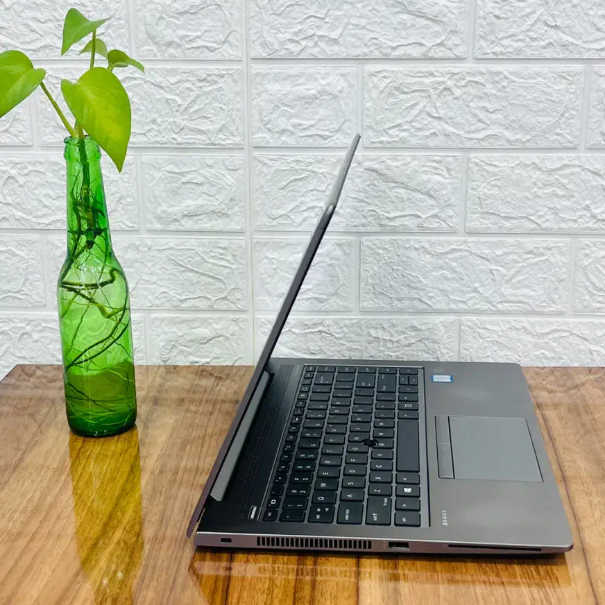 لپتاپ لمسی اچ پی Zbook دانشجویی بیزنسی ترید|رایانه همراه|اهواز, کوی ترابری|دیوار