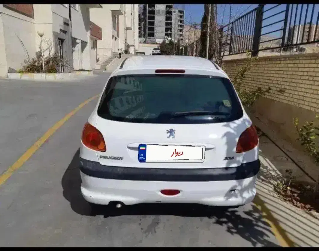 206 تیپ 2|خودرو سواری و وانت|آباده, |دیوار