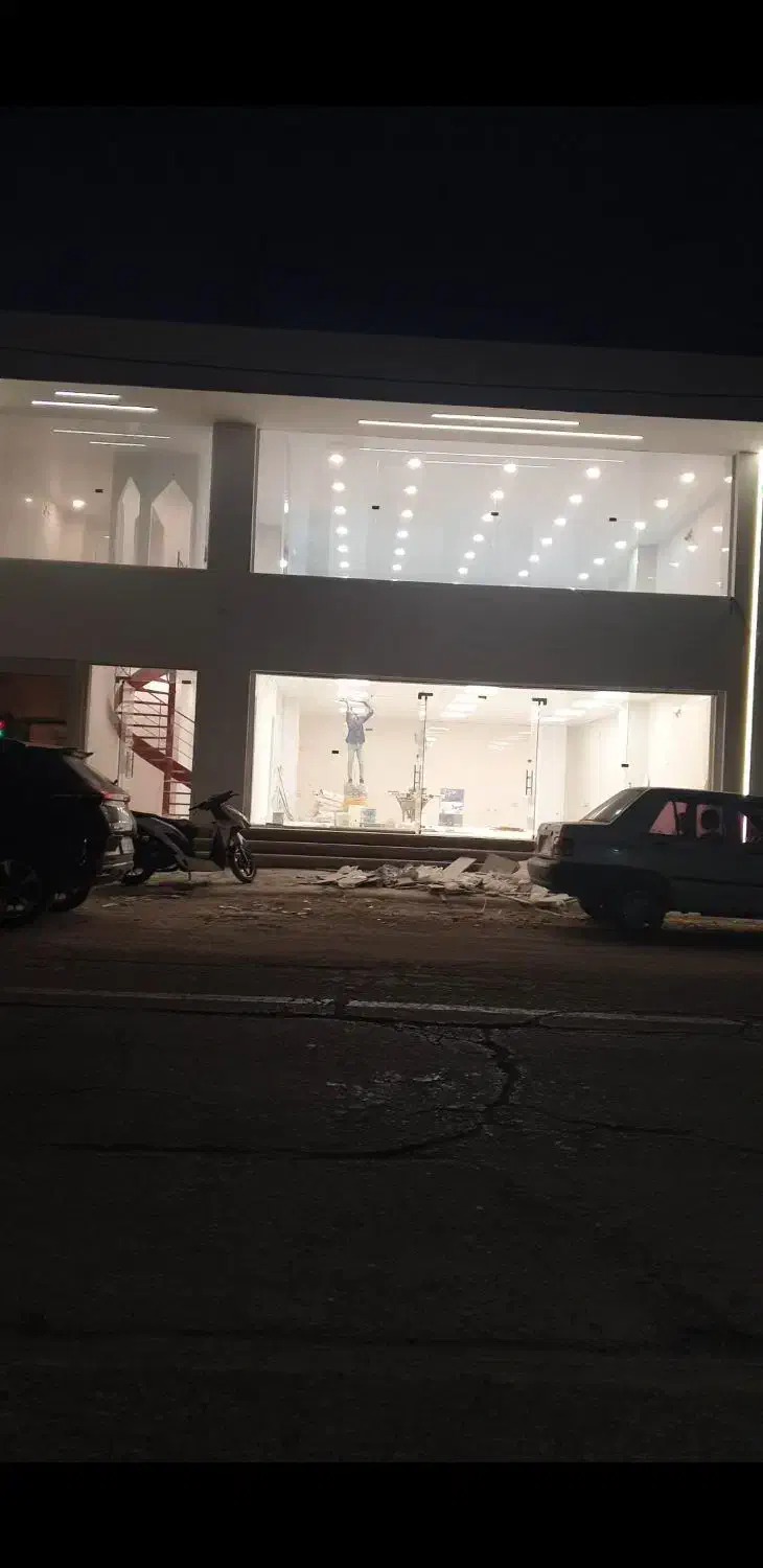 اجاره فروشگاه دو منظوره تجاری و اداری|اجارهٔ مغازه و غرفه|بندرلنگه, |دیوار