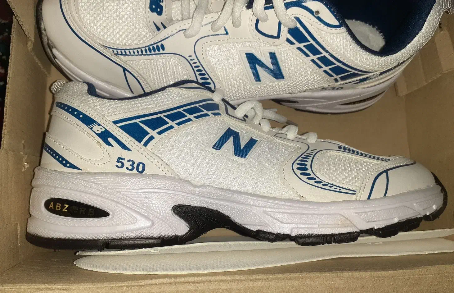 کفش سالامون و کفش نیوبالانس|کیف، کفش، کمربند|دهدشت, |دیوار