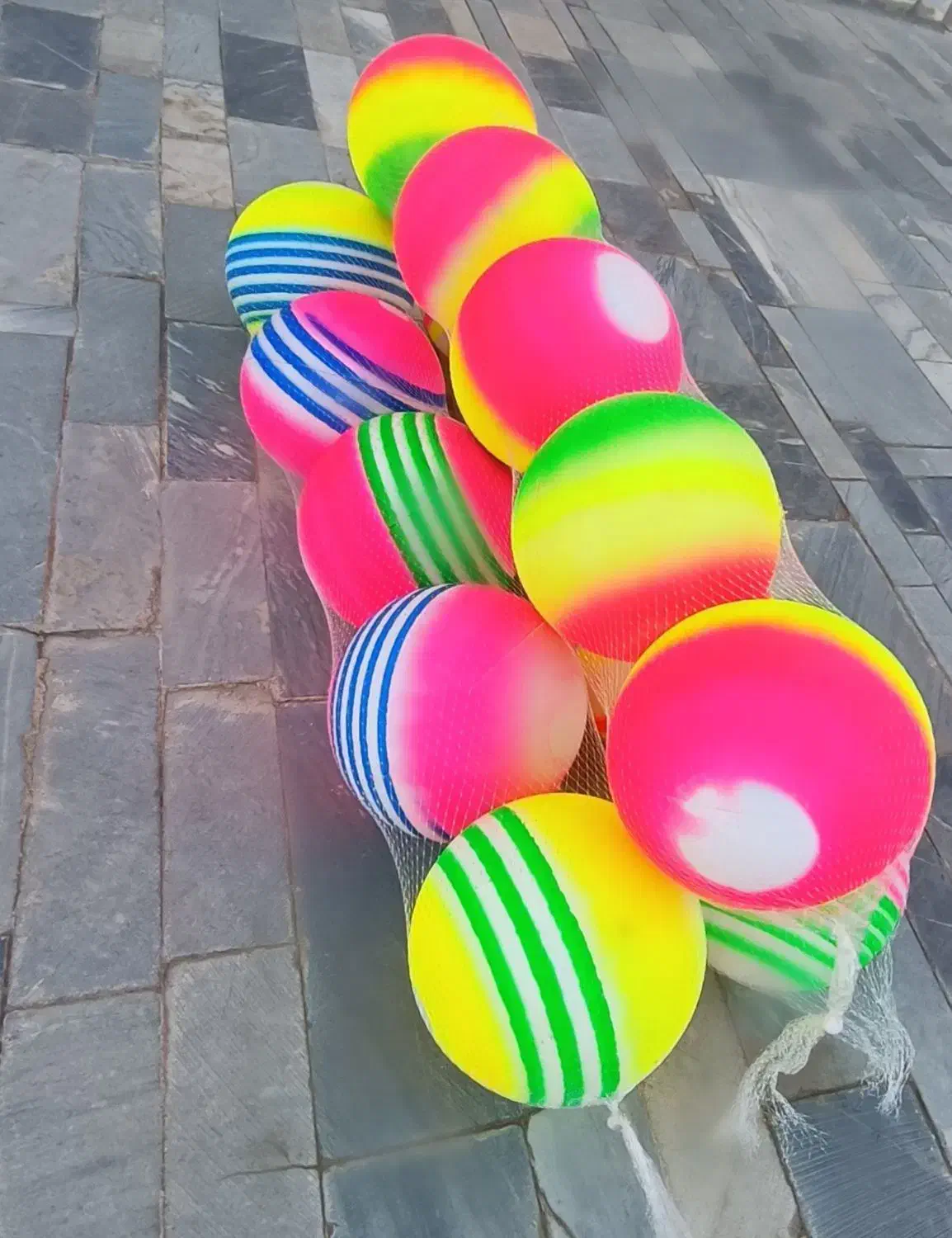 توپ بادی|ورزش‌های توپی|آبیک, |دیوار