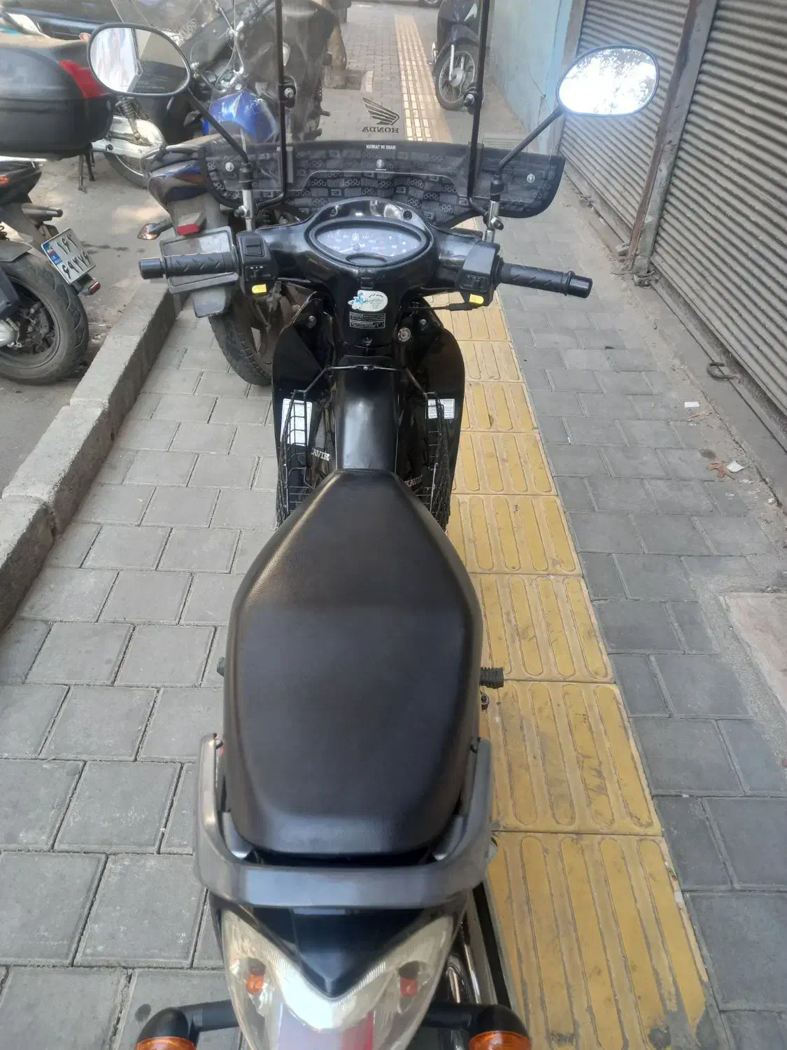موتور طرح ویو مدل ۴۰۲ درحد|موتورسیکلت|تهران, دژکام|دیوار