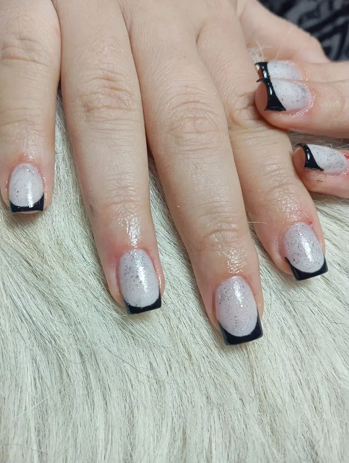 کاشت ناخن محدوده رشیدی|خدمات آرایشگری و زیبایی|کرمانشاه, |دیوار