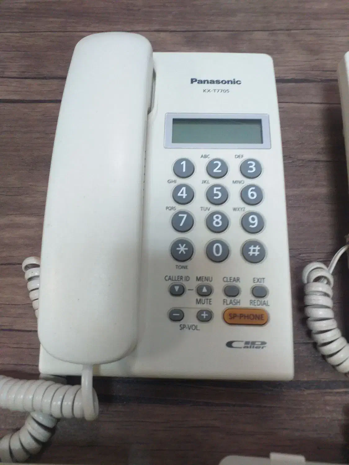 تلفن پاناسونیک رومیزی وتلفن سانترال|تلفن رومیزی|کیش, |دیوار