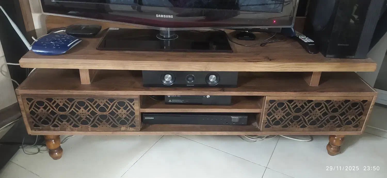 میز تلویزیون|میز تلویزیون|اصفهان, بهارستان (مخابرات)|دیوار