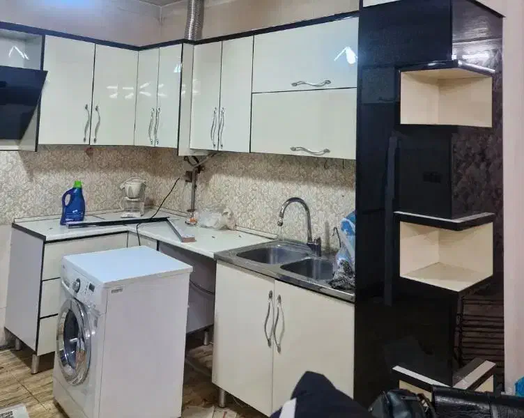 ۱۰ متر کابینت هایگلاس همراه هود وسینک|مصالح و تجهیزات ساختمان|قرچک, شهرک گلها|دیوار