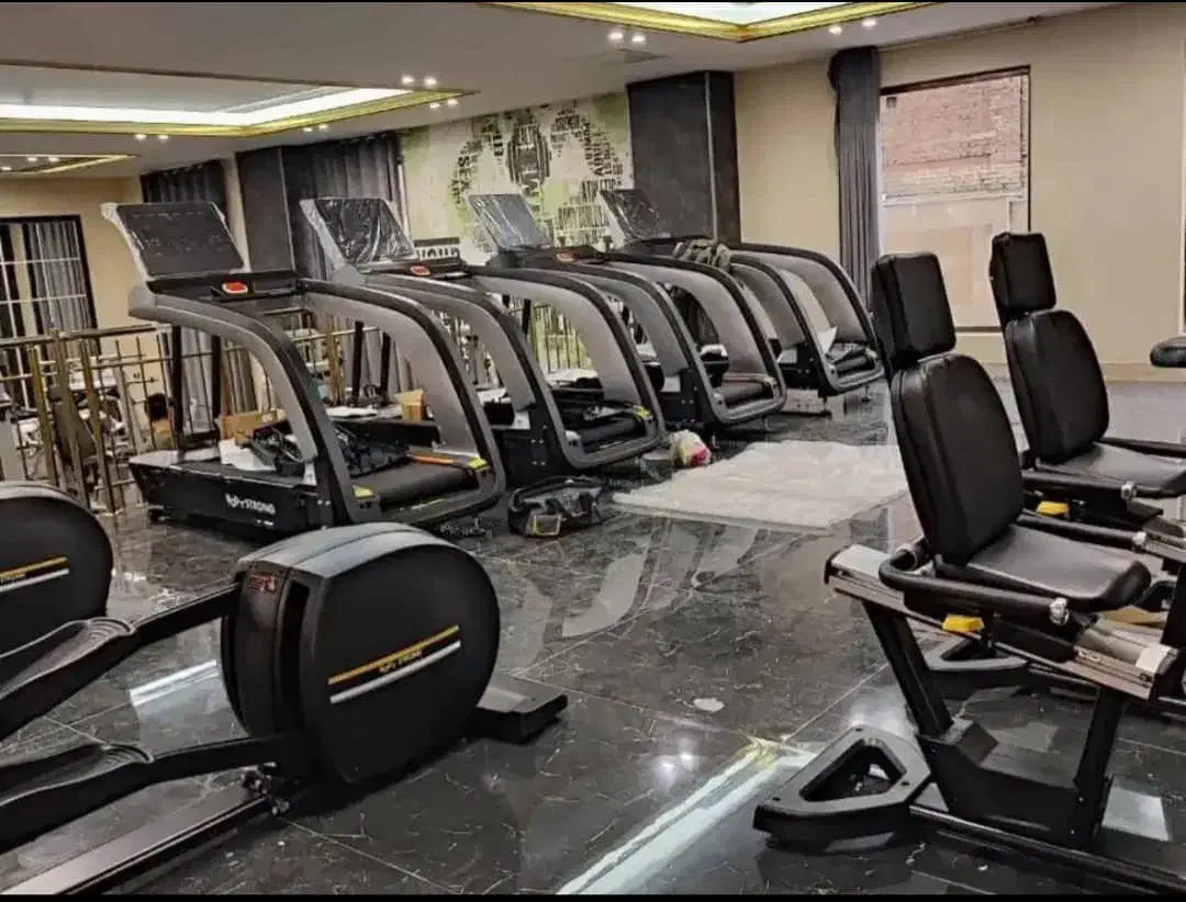 ویـو باز و بدون مشرف در         برج باغ رونیکـا