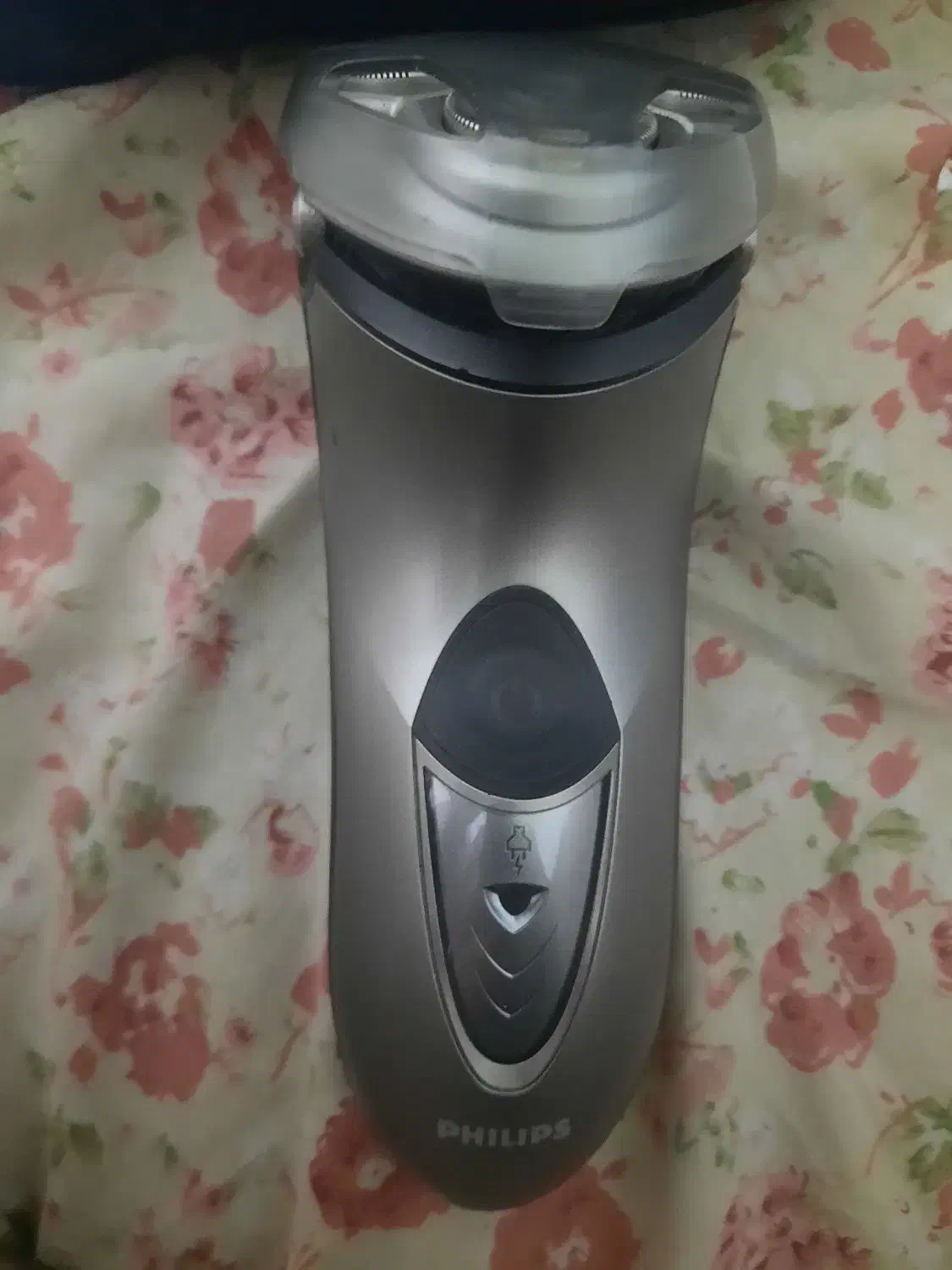 ریش تراش فیلیپس philips hg8240|آرایشی، بهداشتی، درمانی|اهواز, زندوکیلی|دیوار