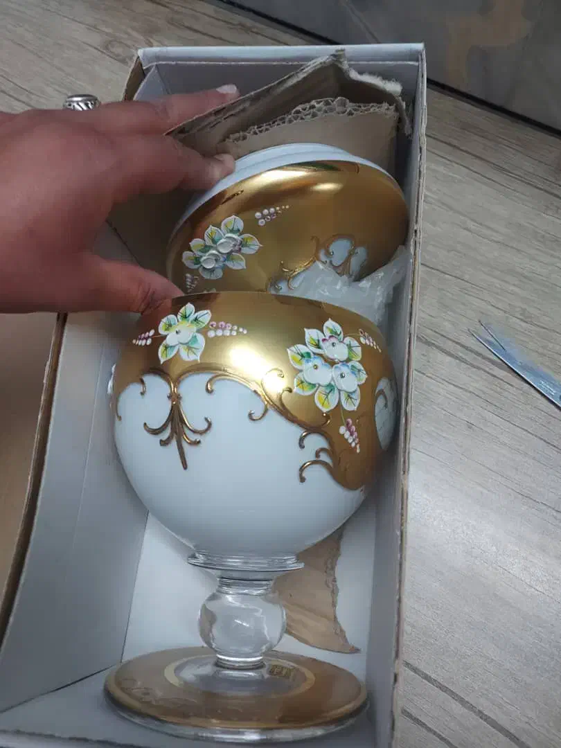 چینی چک اگرمن|کلکسیون اشیاء عتیقه|اصفهان, نقش جهان|دیوار