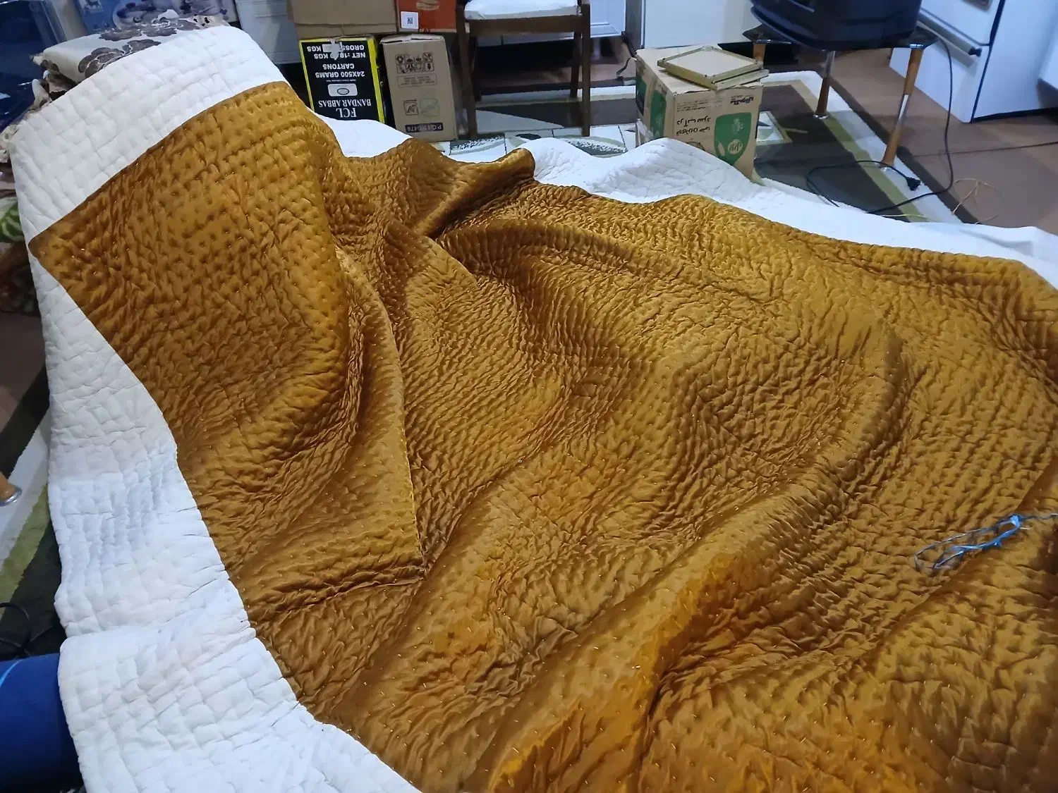 لحاف دو نفره بزرک نو|رختخواب، بالش، پتو|پره‌سر, |دیوار