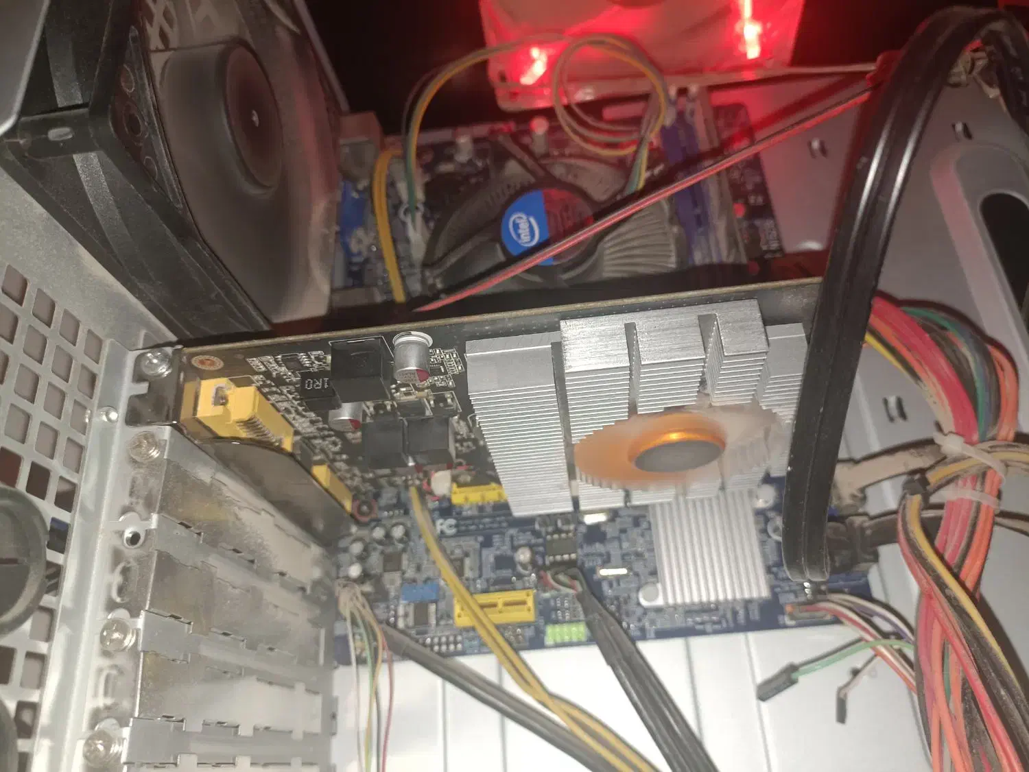 کارت گرافیک 4 گیگ|قطعات و لوازم جانبی رایانه|فسا, |دیوار