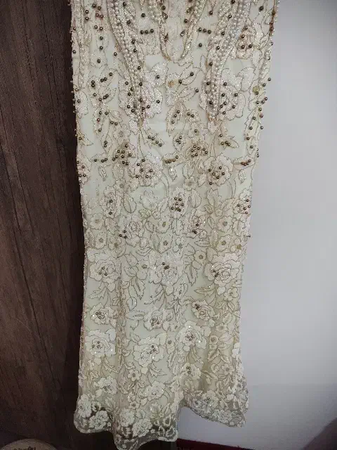 پیراهن مجلسی|لباس|نقده, |دیوار