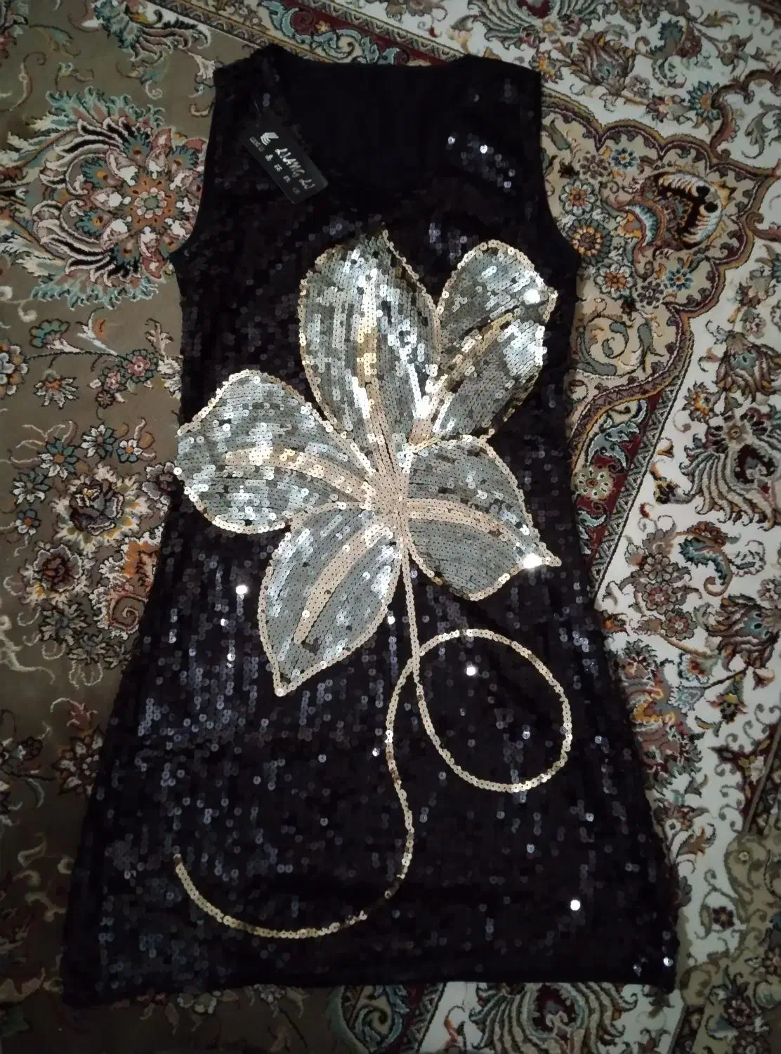 لباس|لباس|بومهن, |دیوار