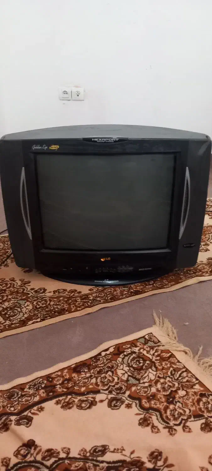 تلویزیون نووسالم|تلویزیون و پروژکتور|خوی, |دیوار