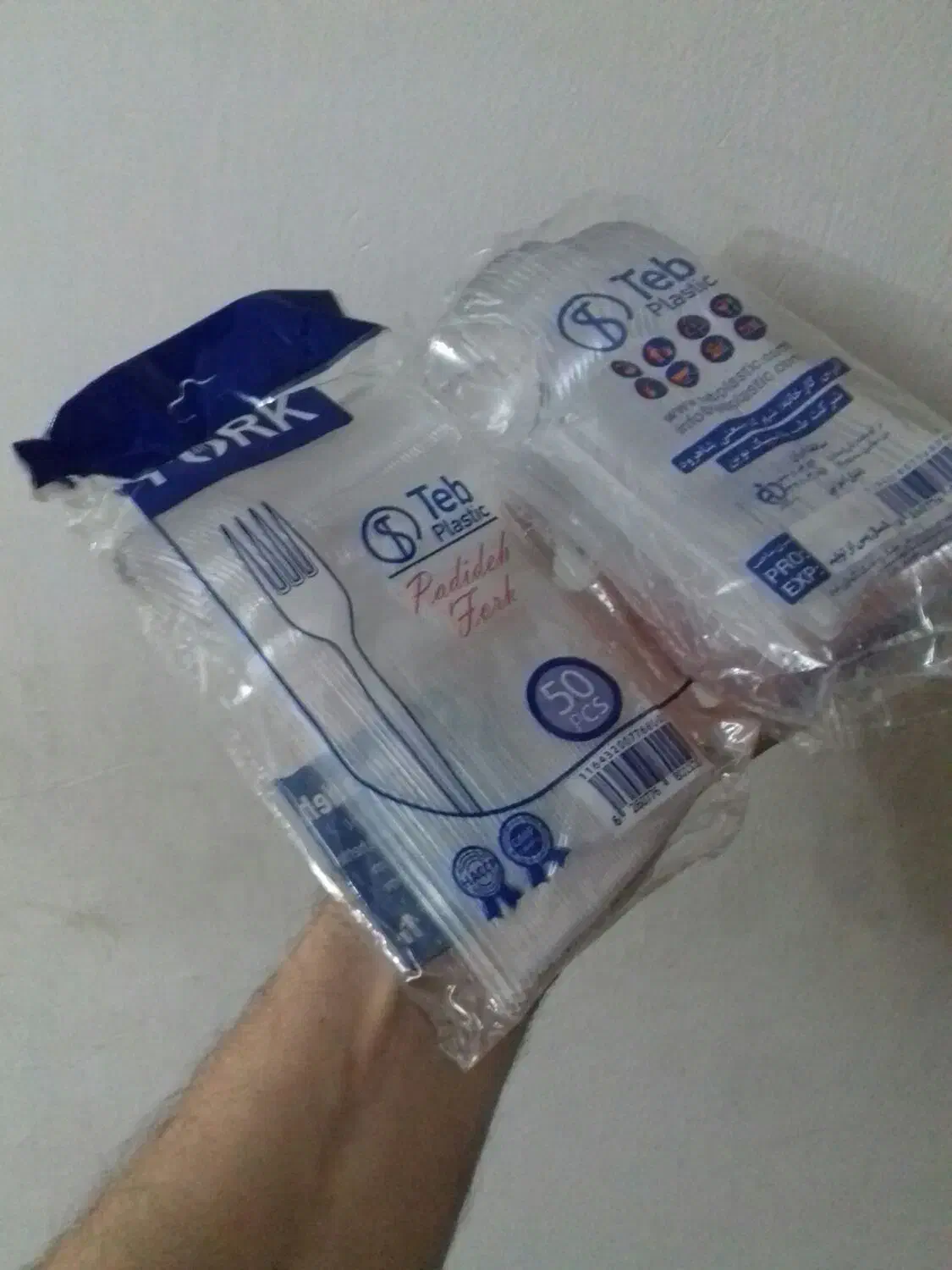 لیوان|ظروف نگهدارنده، پلاستیکی، یک‌بارمصرف|رشت, کاکتوس|دیوار