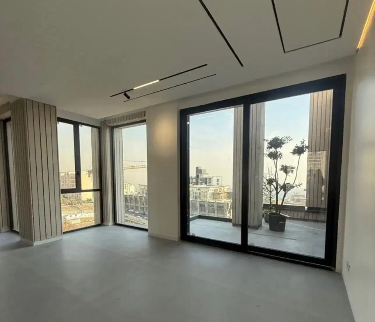 ۲۲۰ متر / فرمانیه غربی/ تکواحدی/ تراس گاردن/ مدرن|اجارهٔ آپارتمان|تهران, کامرانیه|دیوار