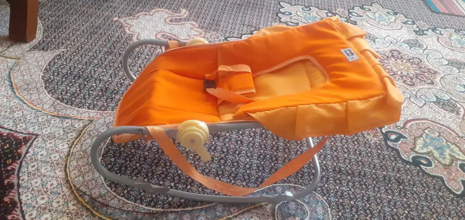 نی نی لای|کالسکه و لوازم جانبی|نجف‌آباد, جلال آباد|دیوار