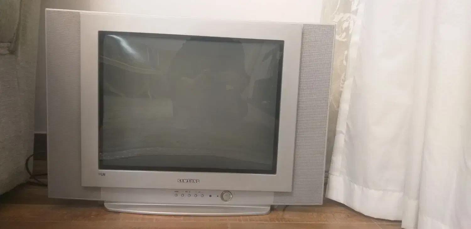 فروش یک عدد تلویزیون صفحه تخت|تلویزیون و پروژکتور|گرگان, |دیوار