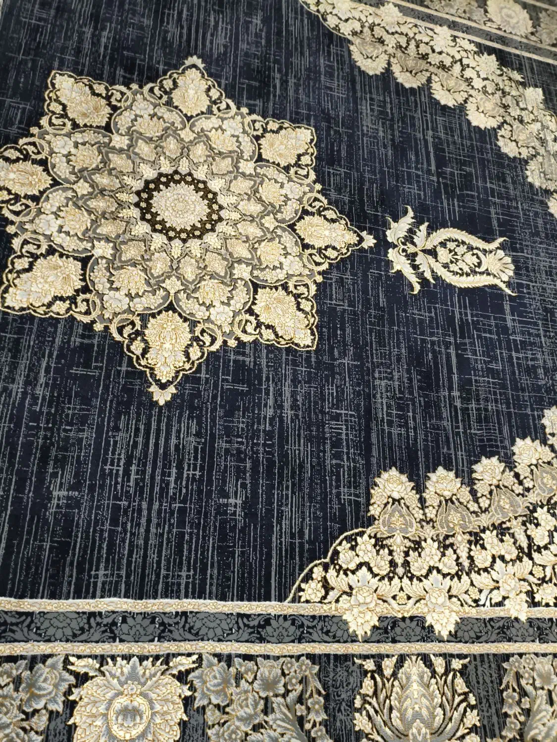 فرش یک ماه خریداری شده بدون استفاده|فرش|گرگان, |دیوار