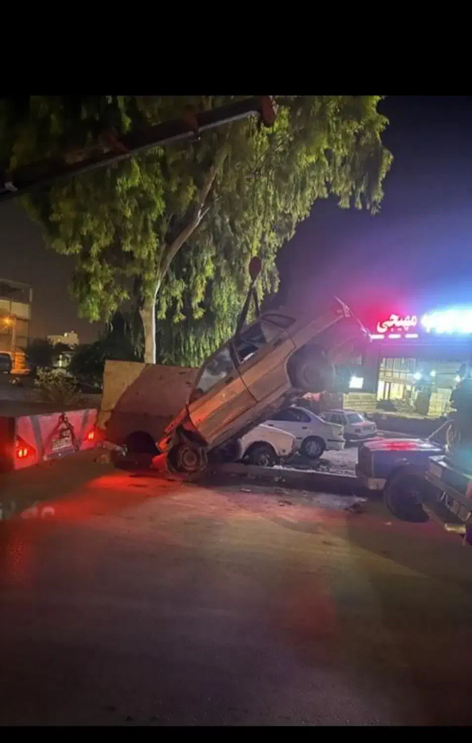 مرکز خرید اسقاط|خودرو سواری و وانت|بندرعباس, |دیوار