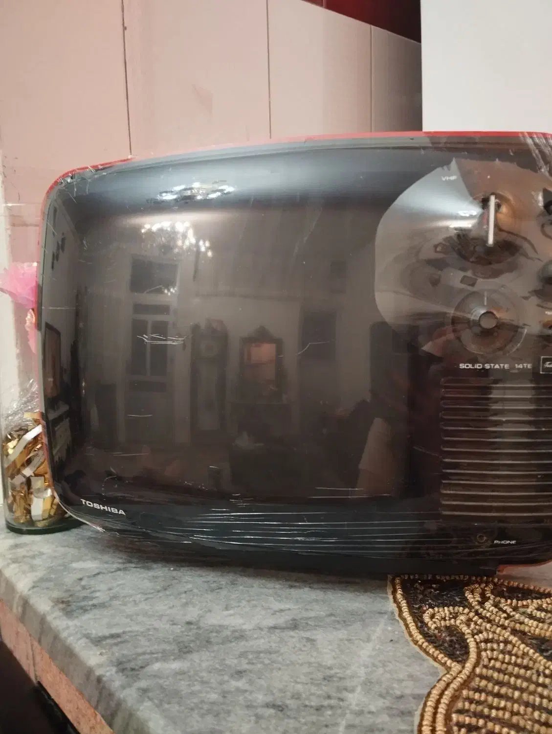 تلویزیون‌ قدیمی توشیبا|تلویزیون و پروژکتور|اردبیل, |دیوار