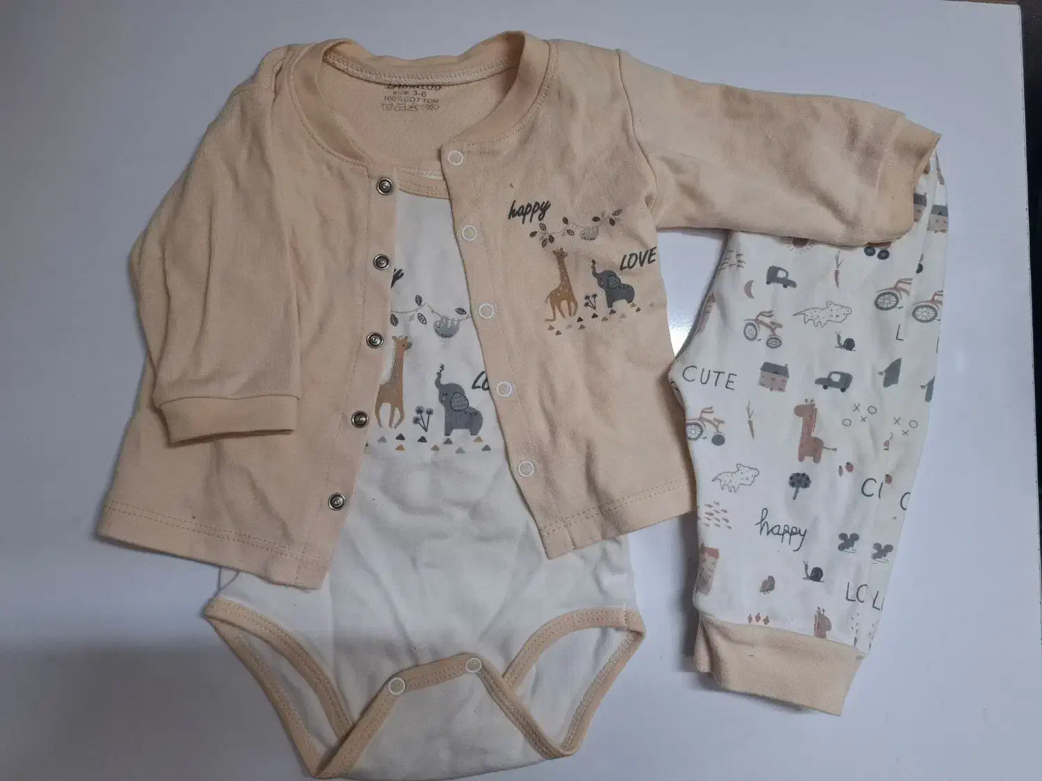 لباس بچه|کفش و لباس بچه|یزد, |دیوار