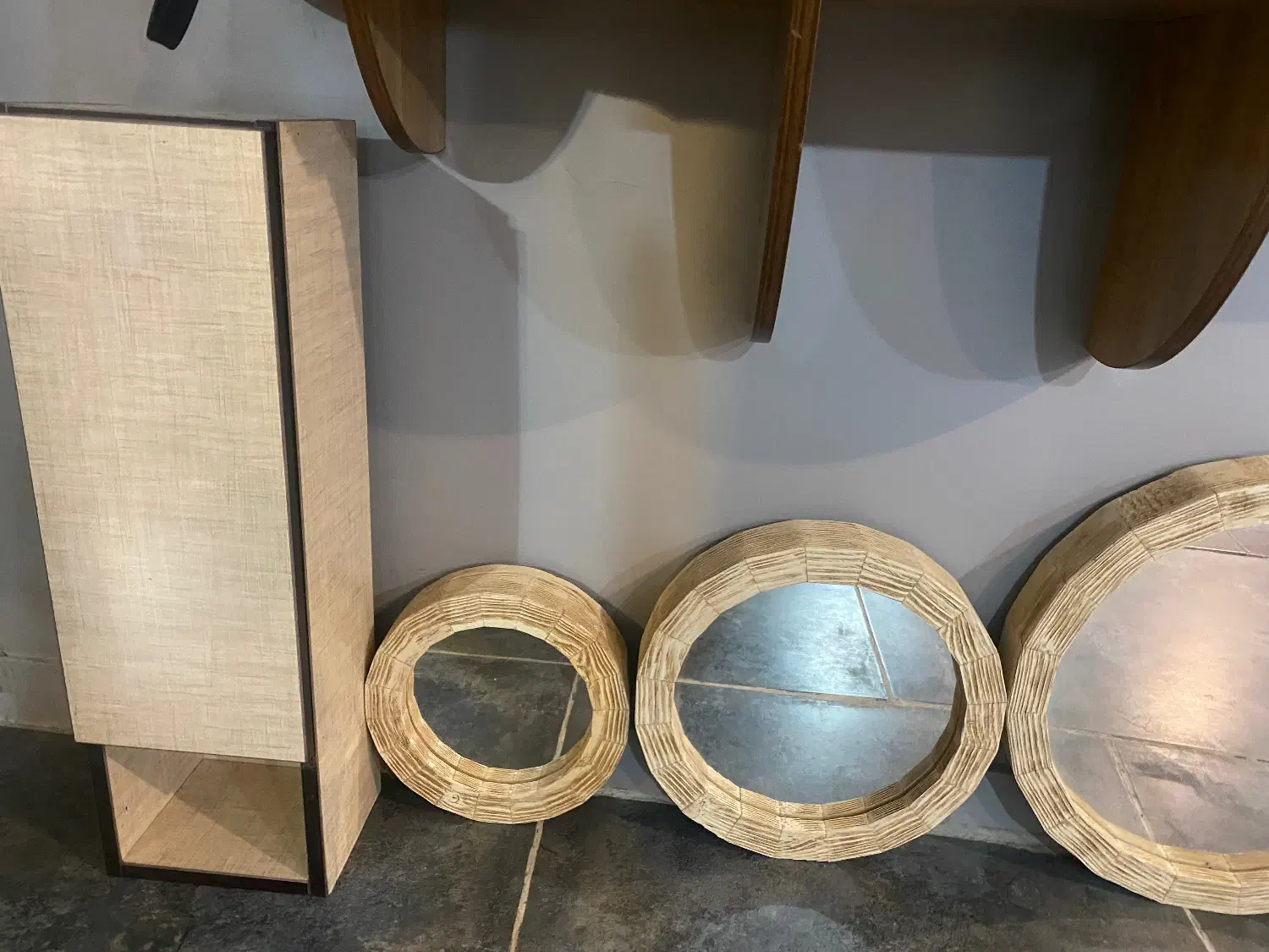 آینه و باکس|آینه|اصفهان, قهجاورستان|دیوار