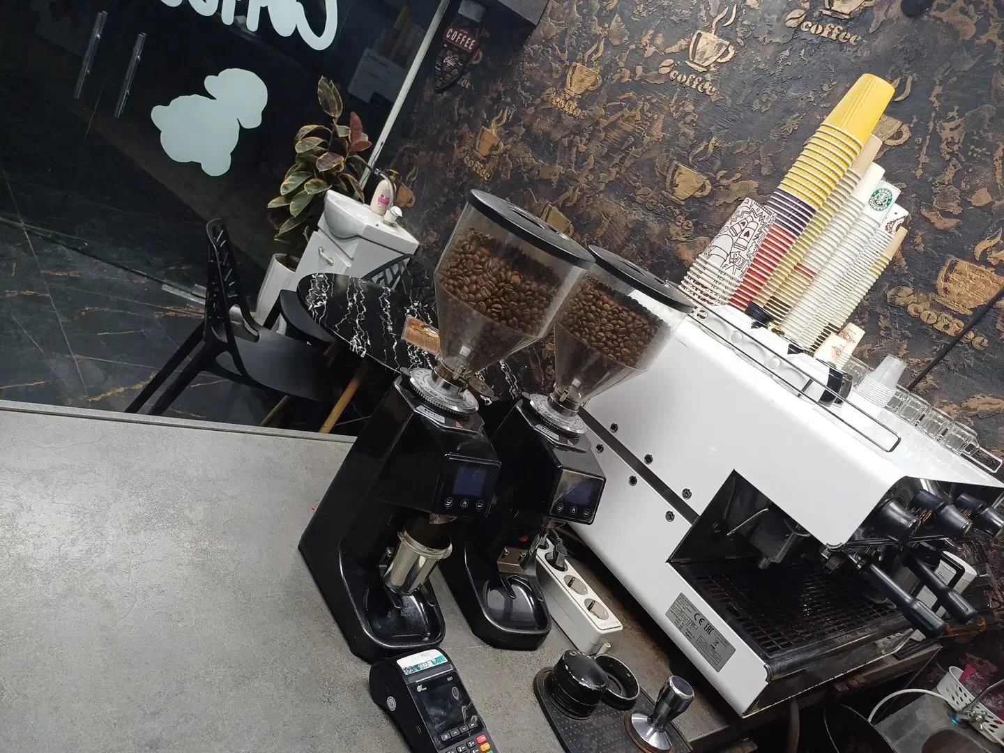 باریستا برای کار در کافه|استخدام خدمات فروشگاه و رستوران|مسجد سلیمان, |دیوار