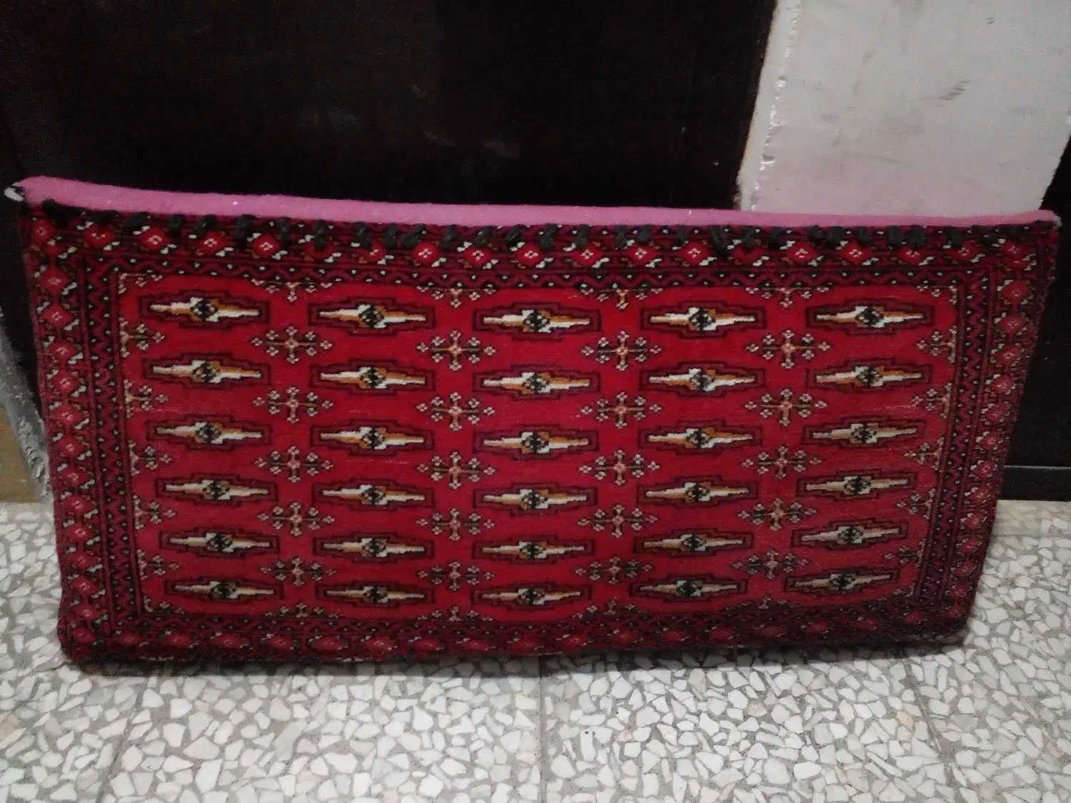 پشتی|پشتی|سمنان, |دیوار