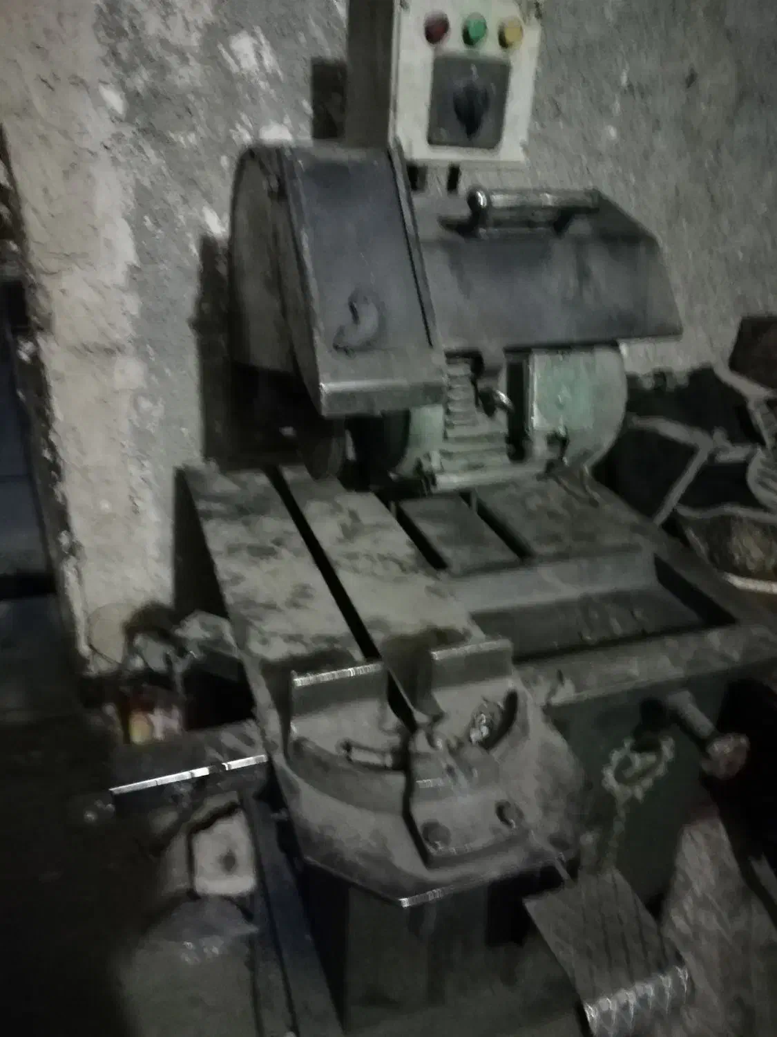 اره آتشی|ماشین‌آلات صنعتی|قرچک, مهدیه|دیوار