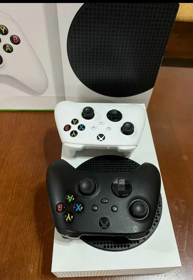 xbox  512  s  درحد نو (2دسته اصلی)|کنسول، بازی ویدئویی و آنلاین|لنگرود, |دیوار
