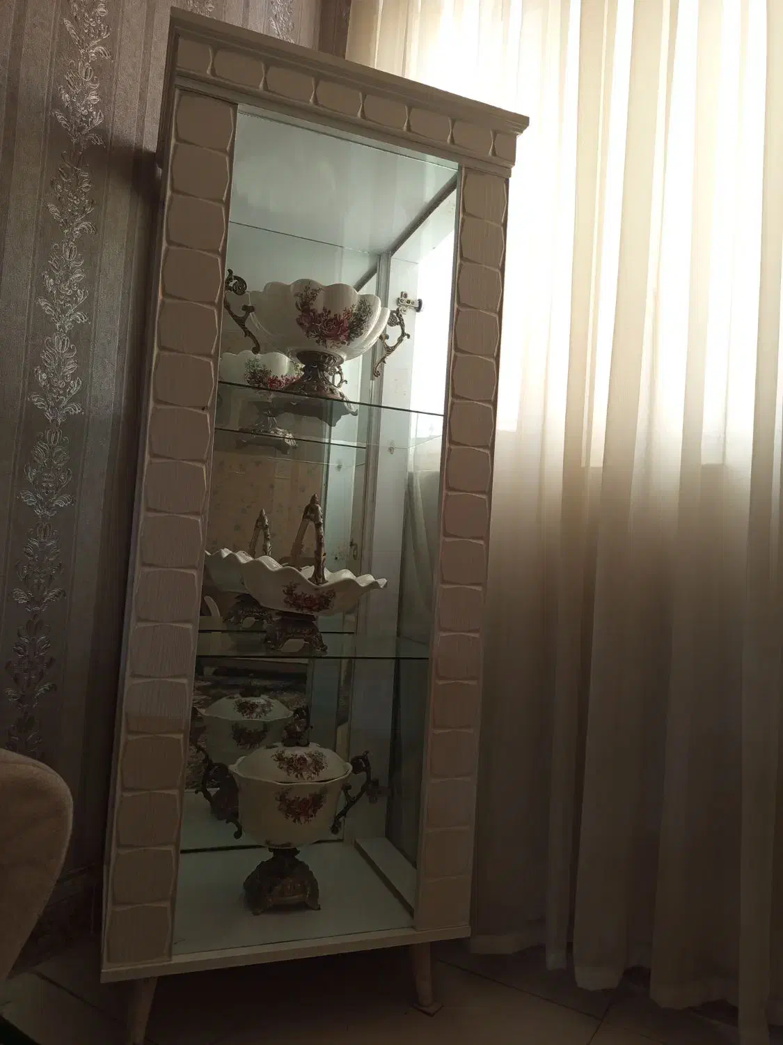 گنجه  به همراه دکوری های داخلش|بوفه، ویترین، کنسول|مشهد, کوی المهدی|دیوار