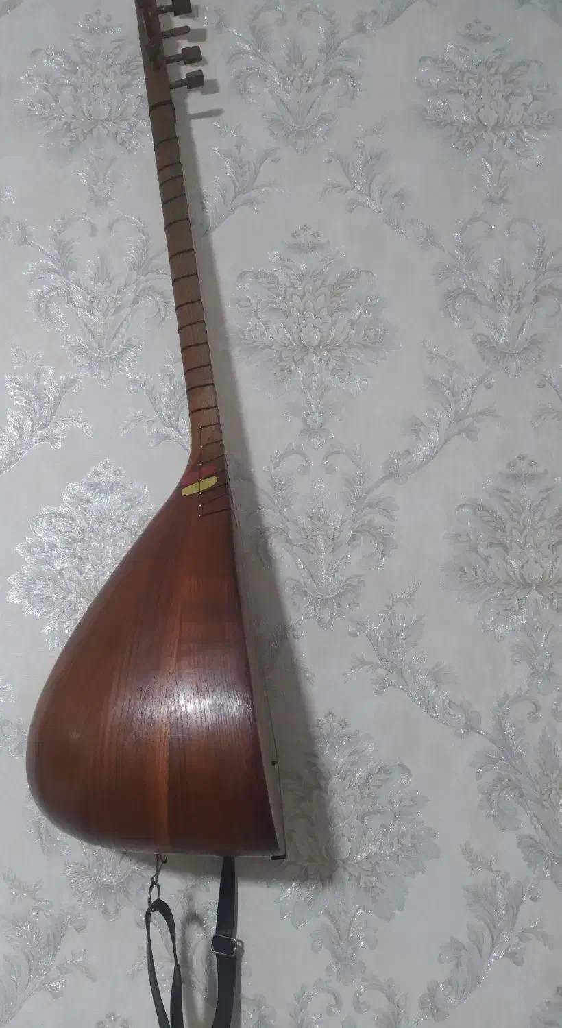 عاشیق سازی قوپوز|سازهای سنتی|تبریز, |دیوار