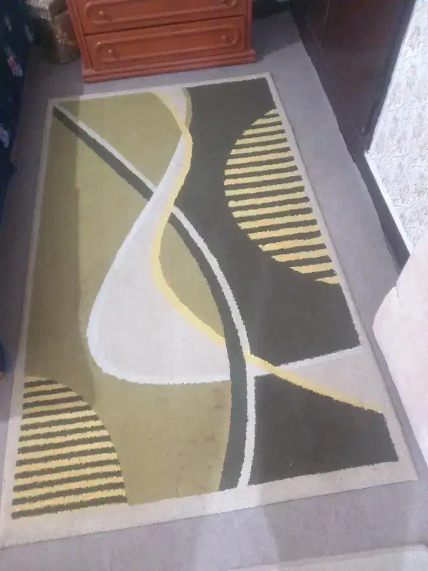 چند عدد فرش|فرش|اهواز, باغ شیخ|دیوار