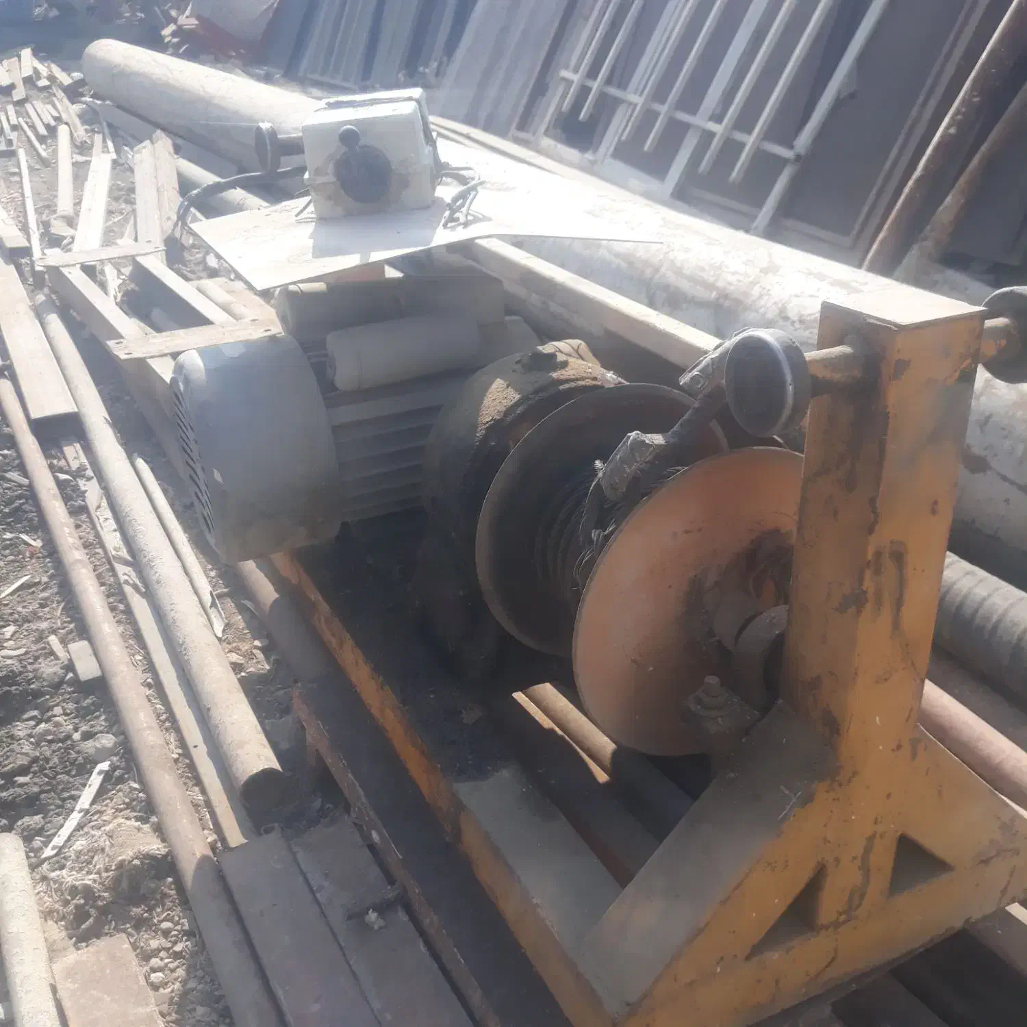 بالابر دینام بزرگ ۴۸ کیلویی|مصالح و تجهیزات ساختمان|شهریار, شهرک مصطفی خمینی|دیوار