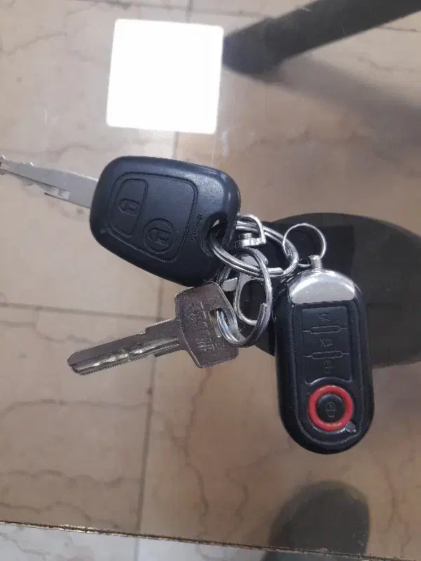 کلید ماشین|اشیا|ملایر, |دیوار