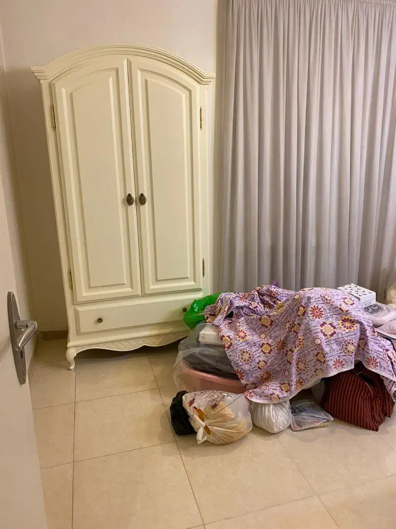 تخت و کمد سیسمونی|تخت و صندلی بچه|یزد, |دیوار