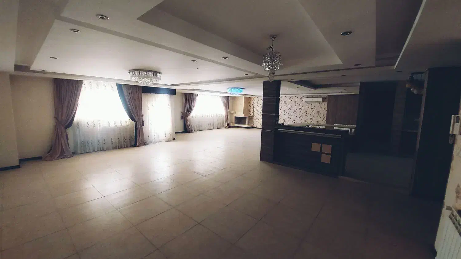 فروش آپارتمان ۳۰۰ متری/۴ خوابه/تک واحدی/خوش نقشه|فروش آپارتمان|شیراز, چنچنه|دیوار