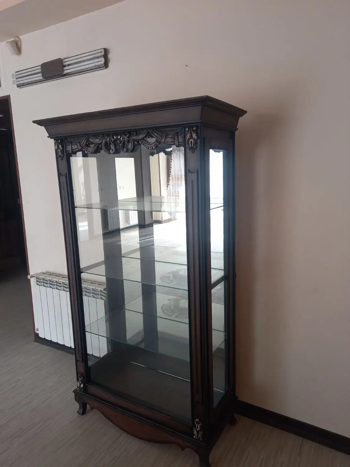 ویترین در حد نو|بوفه، ویترین، کنسول|اصفهان, بابوکان جنوبی|دیوار