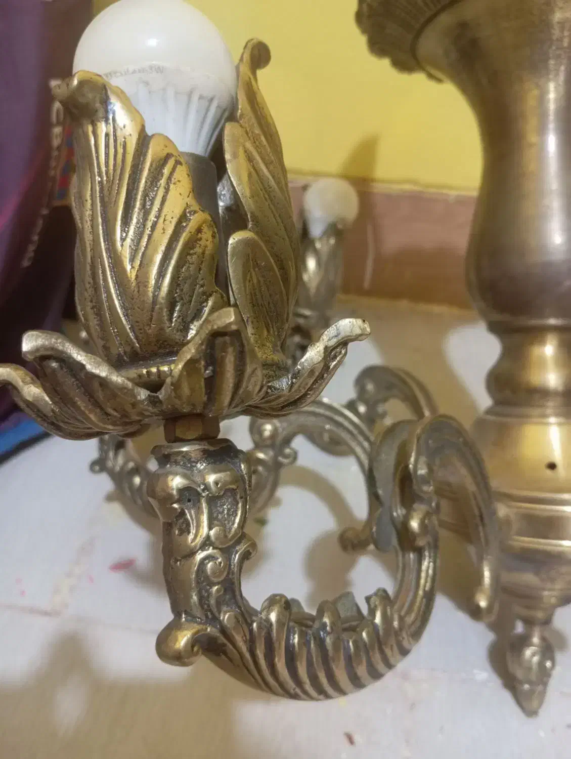 لوستر برنجی درحدمو|لوستر و چراغ آویز|اصفهان, قائمیه|دیوار