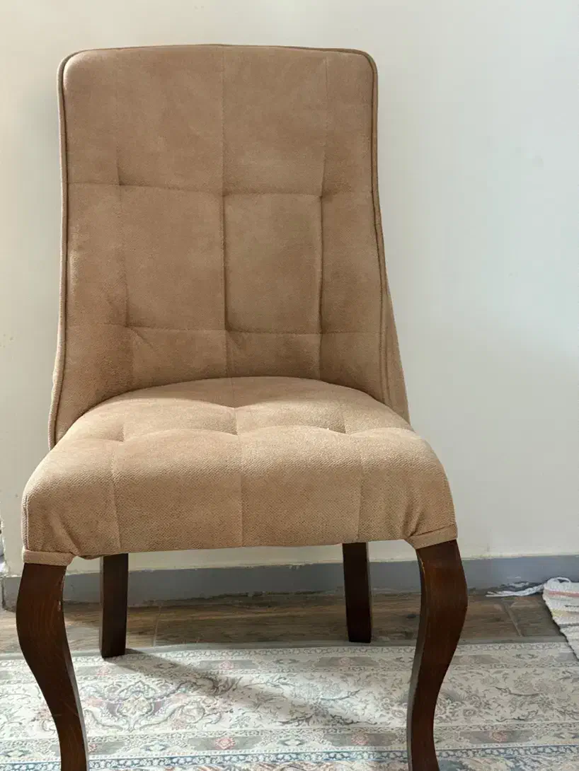 ۸ عدد صندلی میز نهار خوری  جنس ترک چوب راش|میز و صندلی غذاخوری|فردیس, شهرک شهید حسینی|دیوار