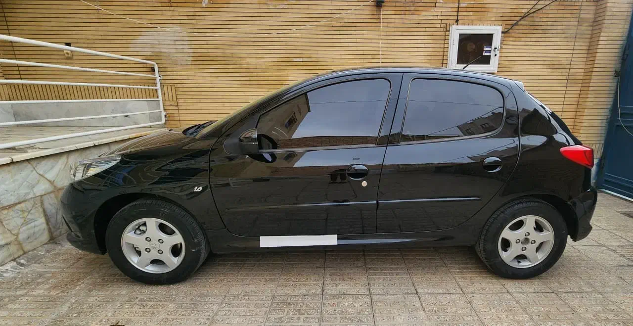 207پانا مدل ۱۴۰۳|خودرو سواری و وانت|شاهین‌شهر, فردوسی|دیوار