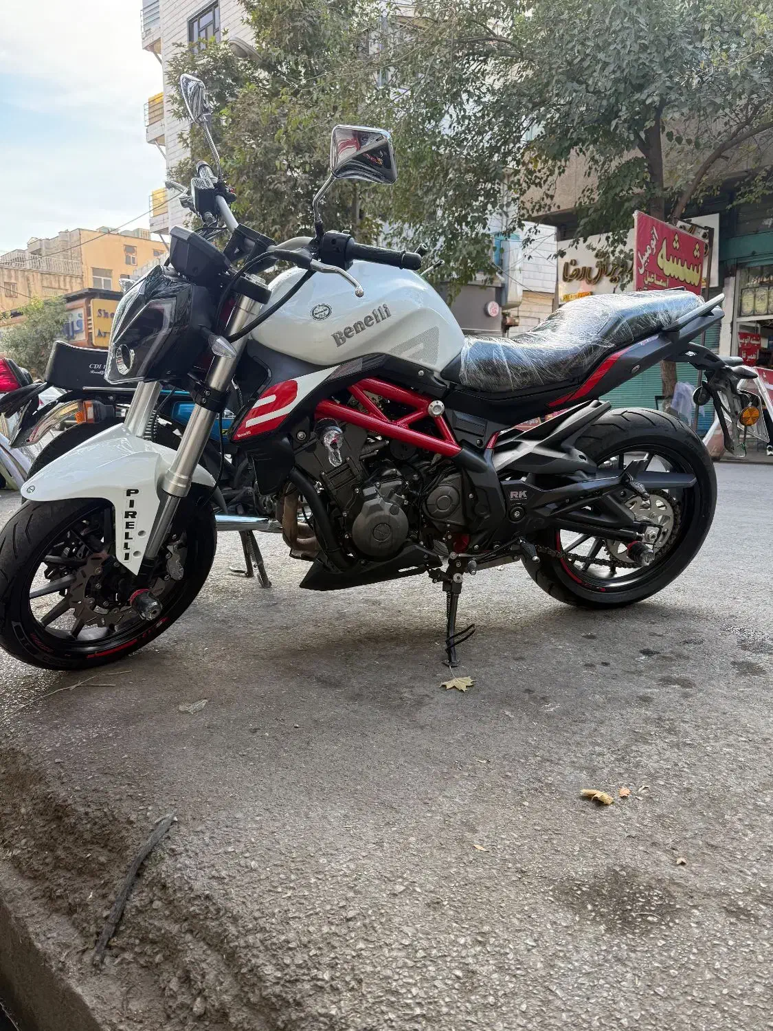 موتور بنلی 300|موتورسیکلت|خرمآباد, |دیوار