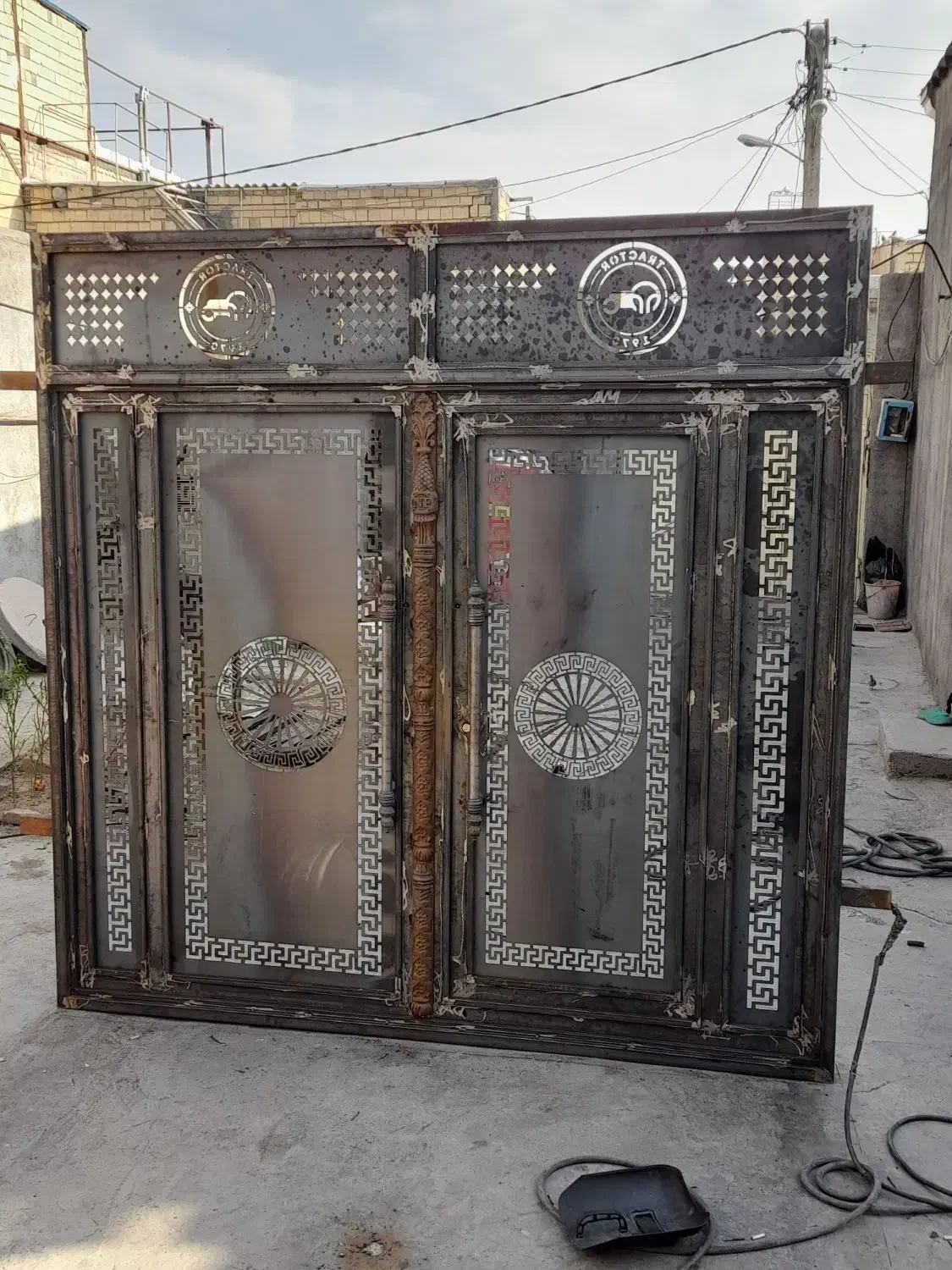 جوشکاری و درب و پنجره سازی|خدمات پیشه و مهارت|میانه, |دیوار