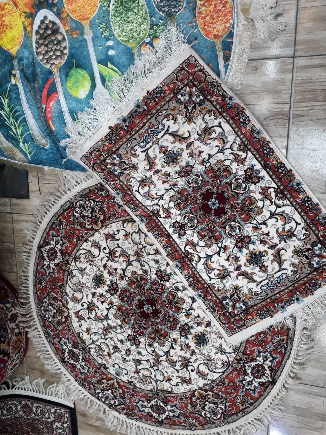 فرش دایره ۱×۱ سایزاولیا فرش آشپزخانه مارک‌ اطمینان|فرش|تبریز, |دیوار