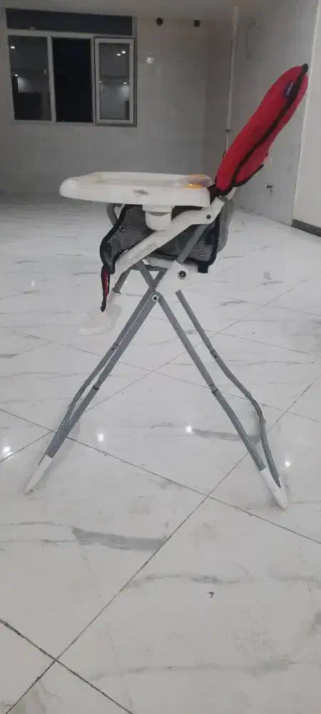 صندلی غذا|تخت و صندلی بچه|تهران, والفجر (افسریه)|دیوار