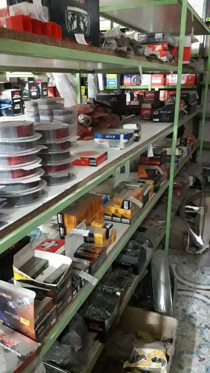 فروش کلی لوازم موتورسیکلت|قطعات یدکی و لوازم جانبی|گرگان, |دیوار