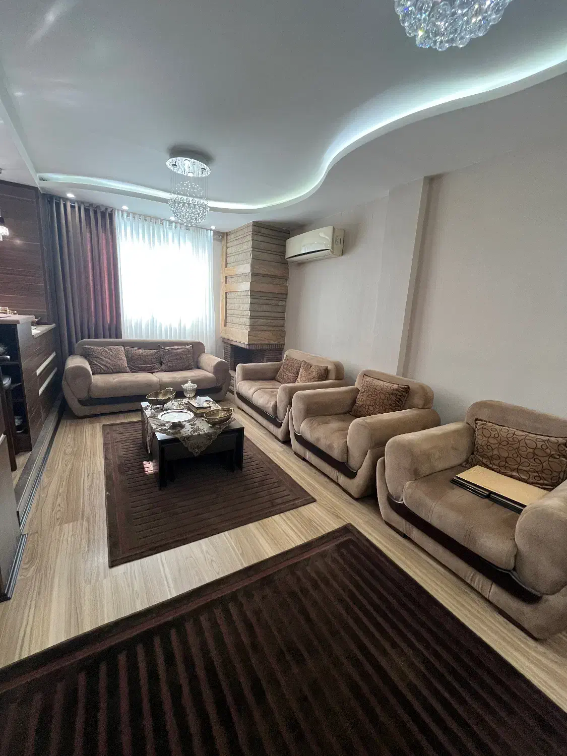 کم واحد ۱۰۴متر/ فول بازسازی/ زیر قیمت منطقه / دانش|فروش آپارتمان|لاهیجان, کوی آزادگان|دیوار